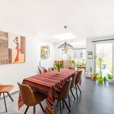 Charming With Sauna Vakantiehuis